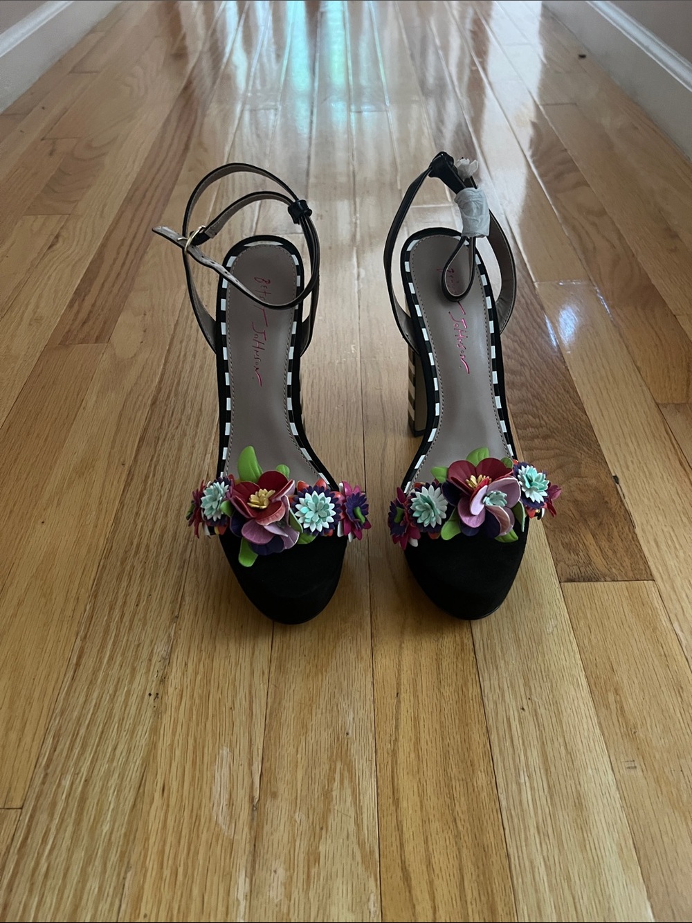 Betsey Johnson Black Floral Appliqué Ankle Strap Heels - Picture 4 of 5